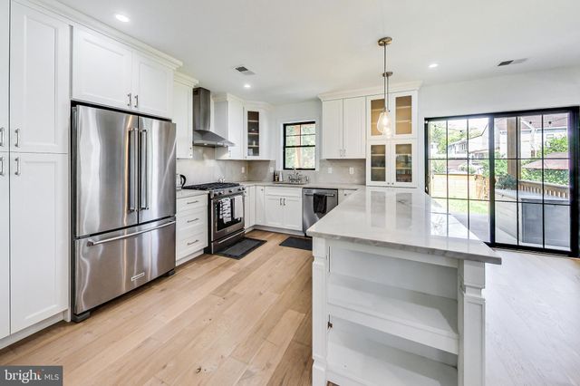 $1,400,000 | 609 Van Buren Street Northwest, Washington, DC 20012