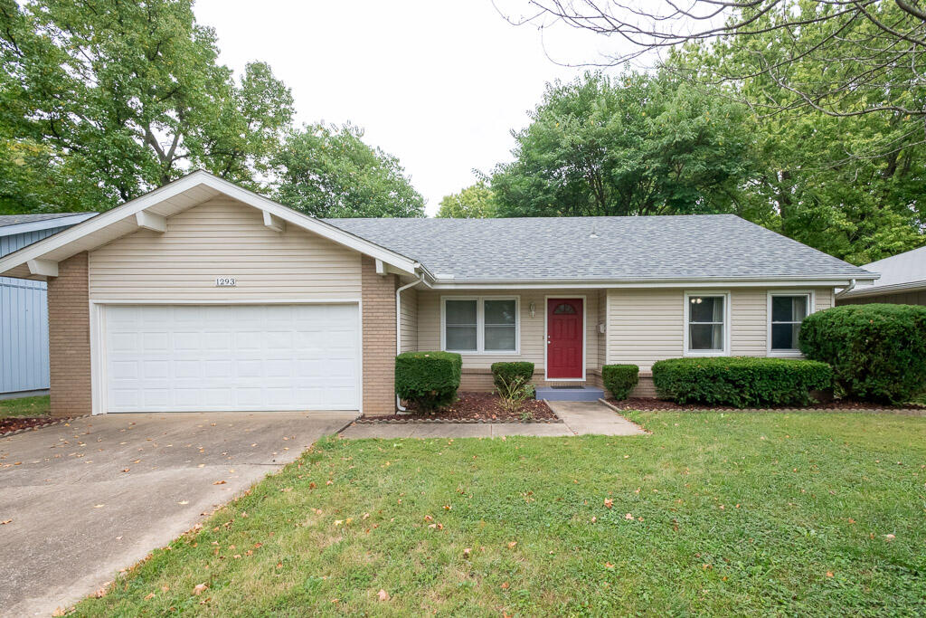 1293 East Sunset Street Springfield, MO 65804 - Photo 1 of 1 Front