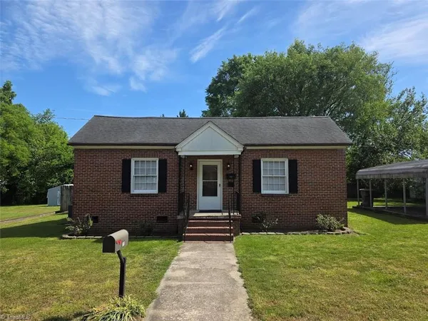 $139,900 | 612 Morehead Street, Eden, NC 27288
