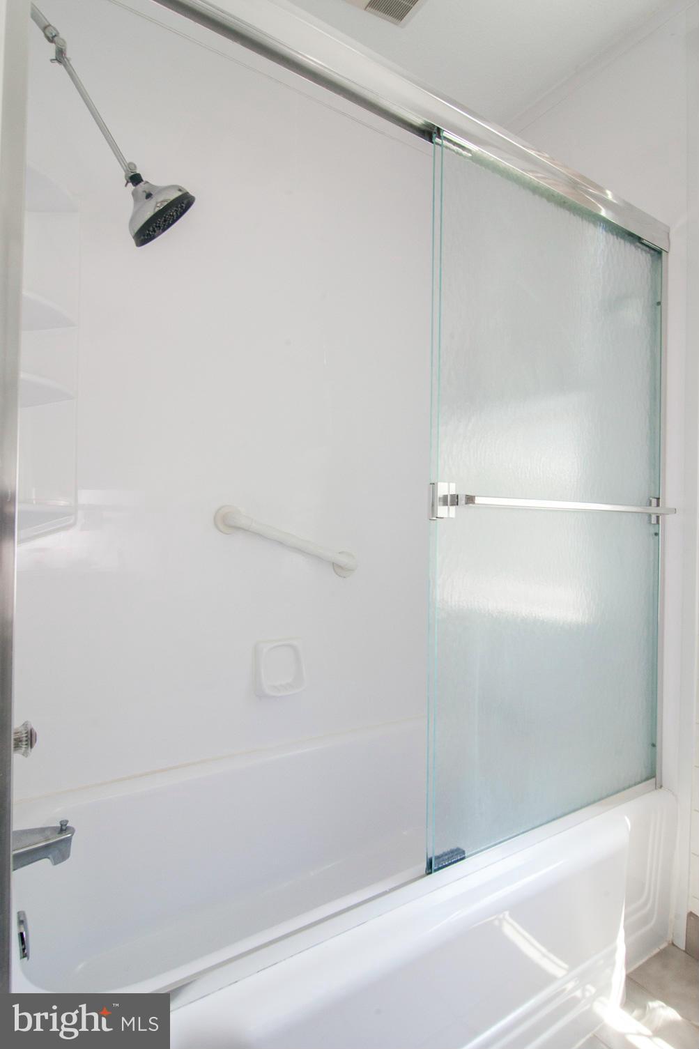 168 Stanmore Road Baltimore, MD 21212 - Photo 17 of 28 Full Bathroom