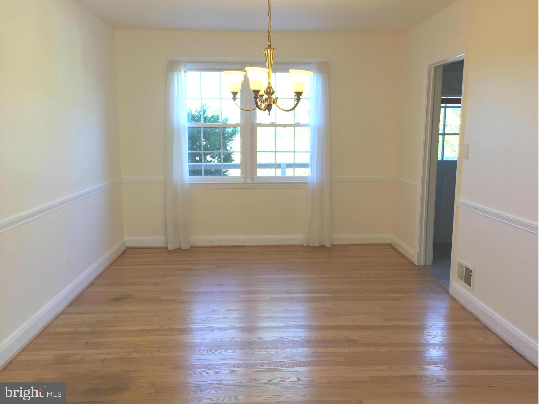 168 Stanmore Road Baltimore, MD 21212 - Photo 4 of 28 Dining Room