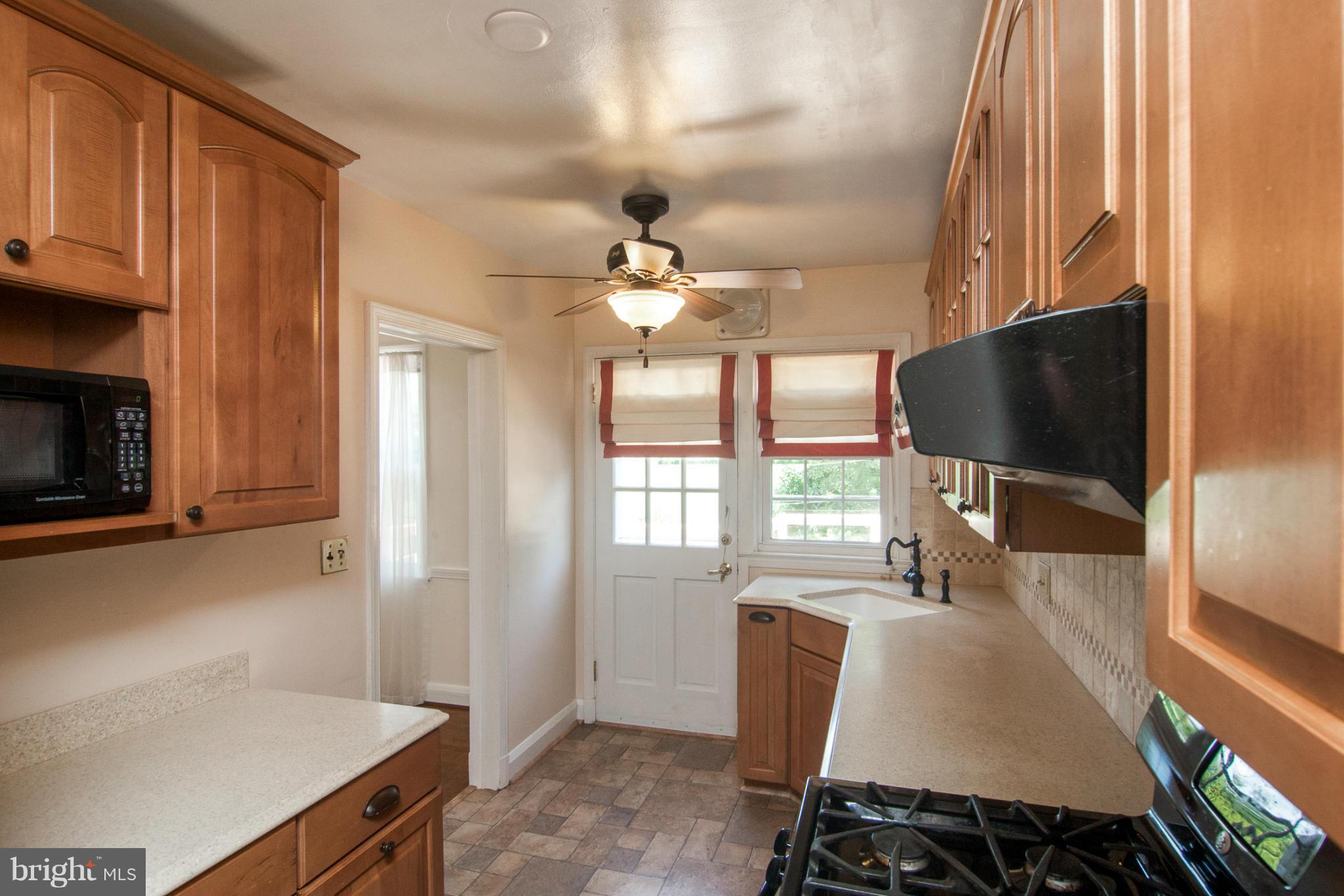 168 Stanmore Road Baltimore, MD 21212 - Photo 8 of 28 Kitchen