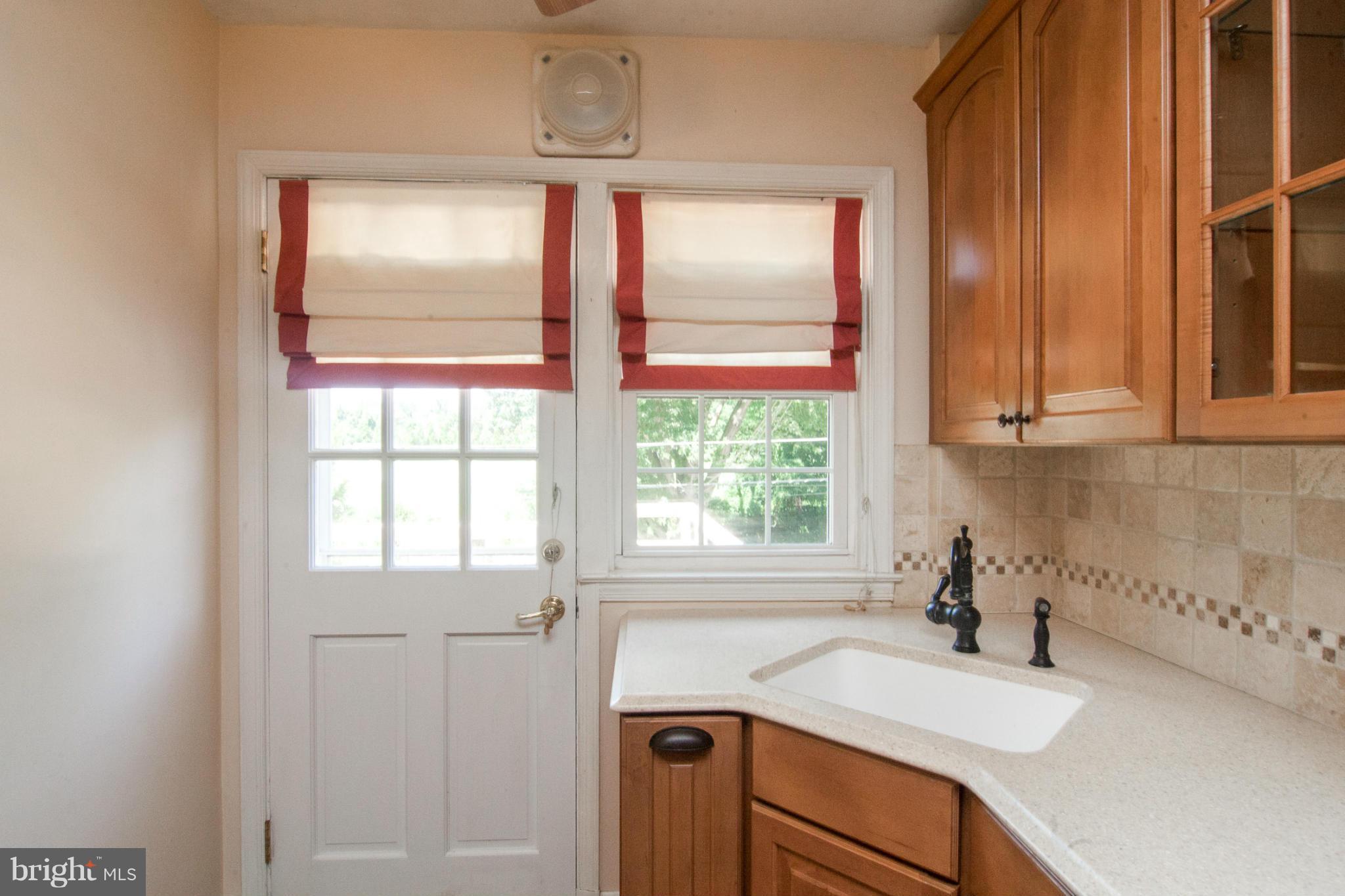 168 Stanmore Road Baltimore, MD 21212 - Photo 9 of 28 Kitchen