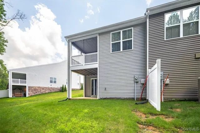 a picture of a floor plan