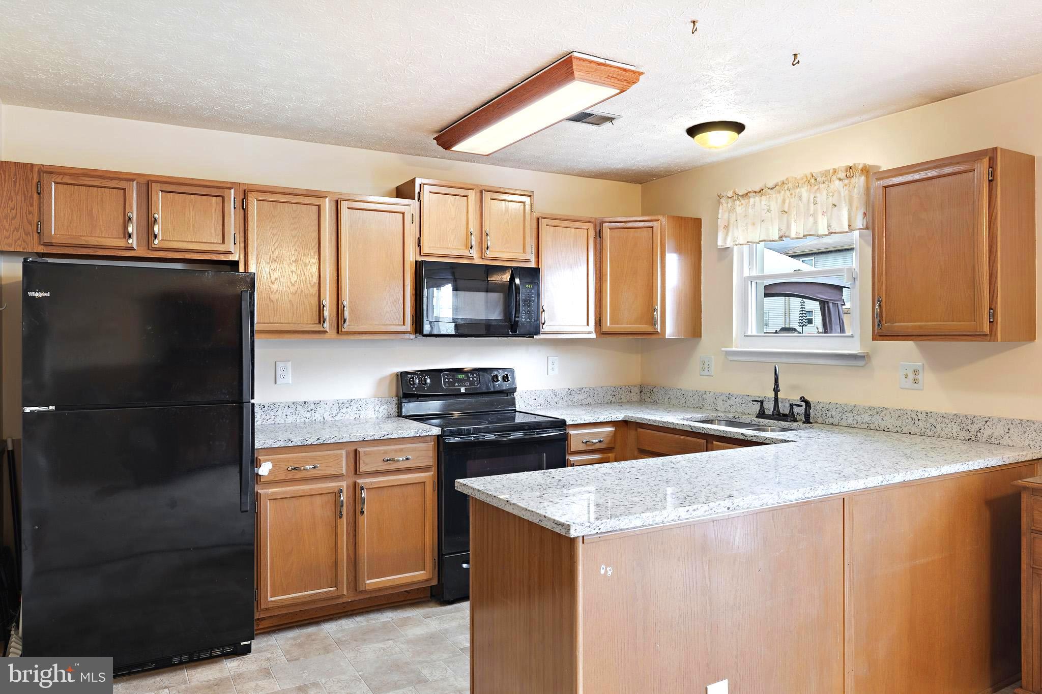 334 Rambling Ridge Court Pasadena, MD 21122 - Photo 2 of 34
