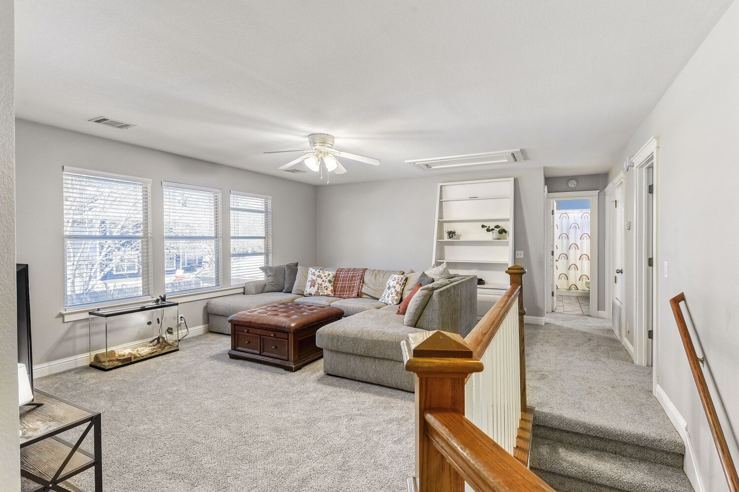 9504 Prescott Drive Austin, TX 78749 - Photo 12 of 33 Flexible bonus room that adapts to your needs.