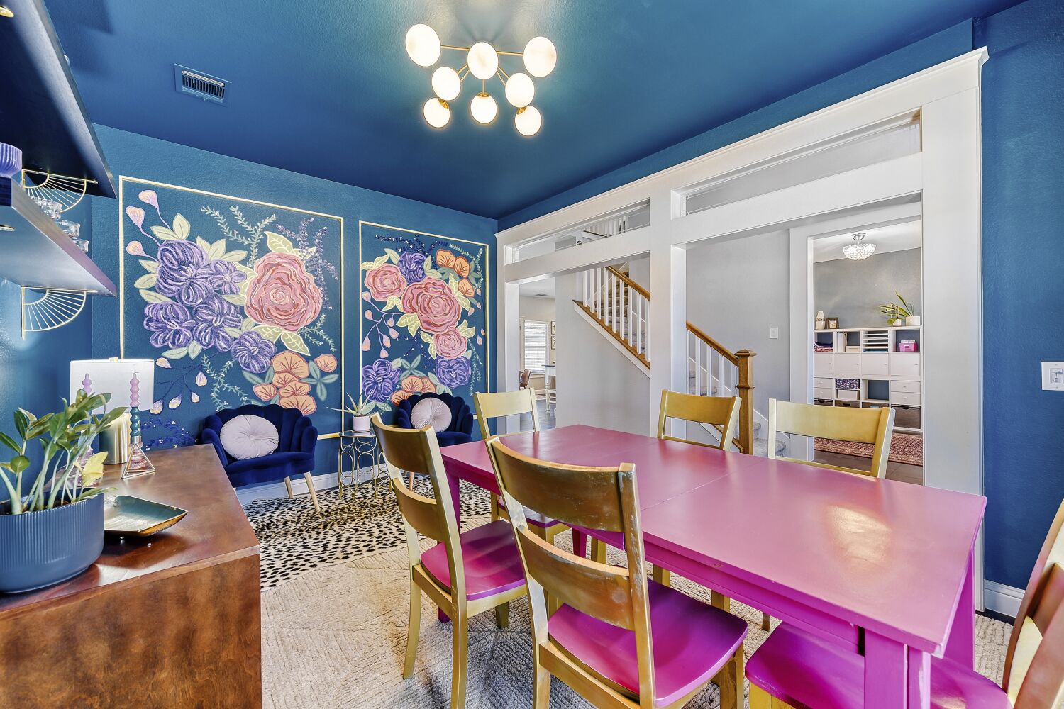 9504 Prescott Drive Austin, TX 78749 - Photo 2 of 33 Gorgeous custom mural in the dining room.