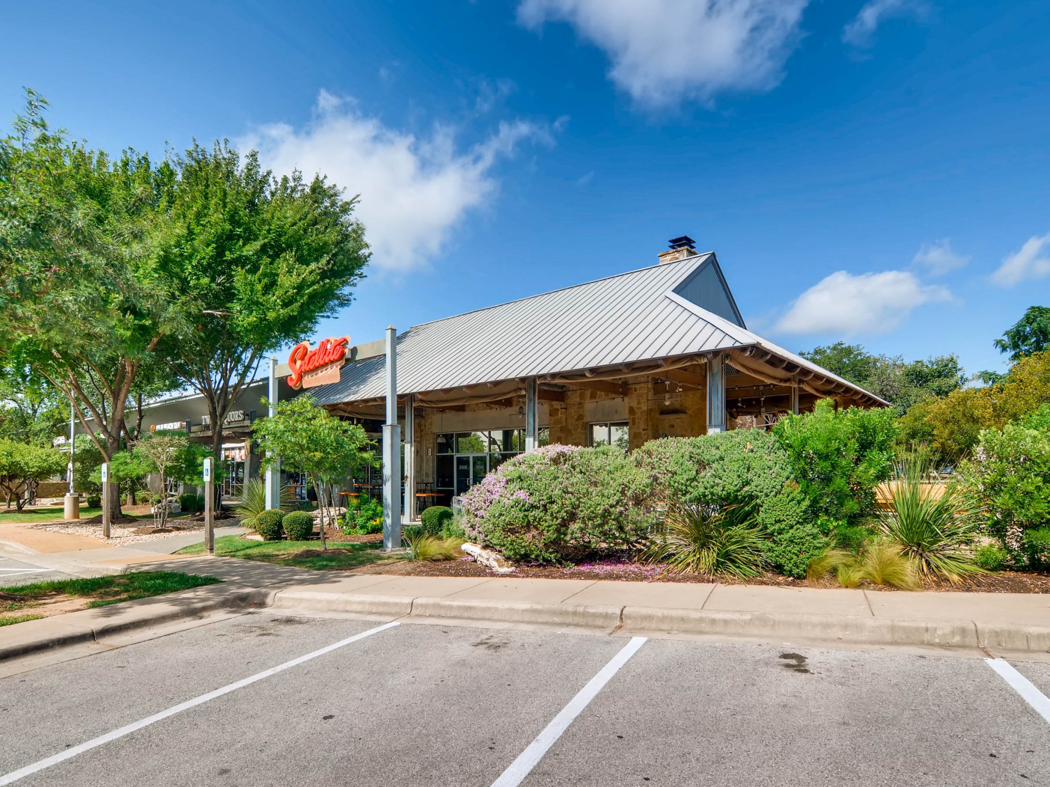 9504 Prescott Drive Austin, TX 78749 - Photo 30 of 33 Restaurants, retail and coffee nearby!