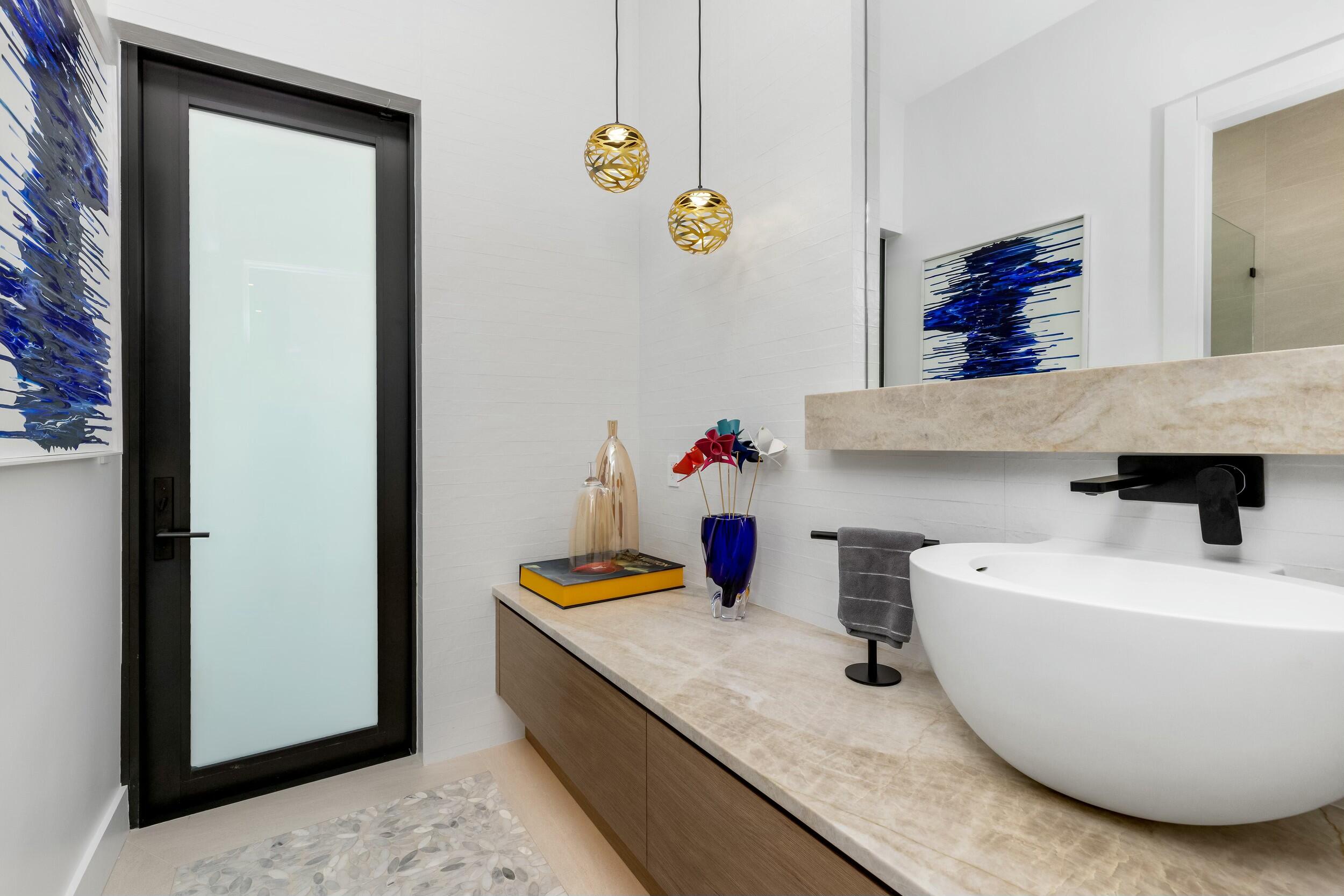 772 Glouchester Street Boca Raton, FL 33487 - Photo 74 of 85 1st Floor Bathroom
