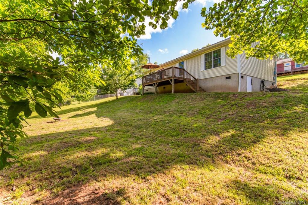 15 Running Deer Road Candler, NC 28715 - Photo 2 of 22 Gallery Image 2