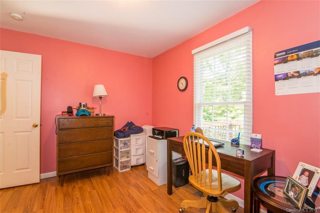 15 Running Deer Road Candler, NC 28715 - Photo 18 of 22 Gallery Image 18