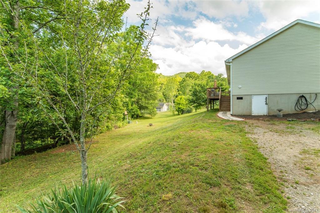 15 Running Deer Road Candler, NC 28715 - Photo 4 of 22 Gallery Image 4