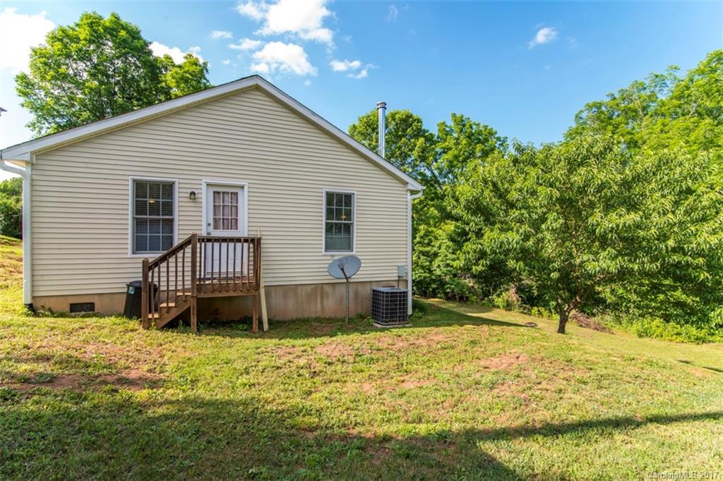 15 Running Deer Road Candler, NC 28715 - Photo 8 of 22 Gallery Image 8