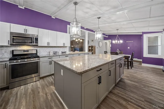 $269,900 | 7628 Joseph Drive, Clay, NY 13212