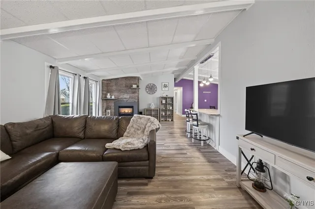 $269,900 | 7628 Joseph Drive, Clay, NY 13212