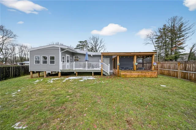 $269,900 | 7628 Joseph Drive, Clay, NY 13212