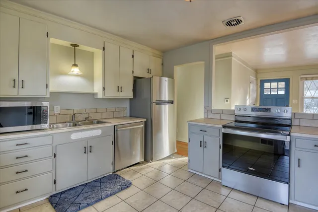 $365,000 | 1921 East 40th Avenue, Spokane, WA 99203