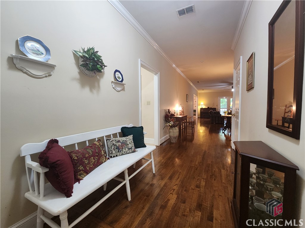 135 Ridgewood Way Athens, GA 30605 - Photo 5 of 51