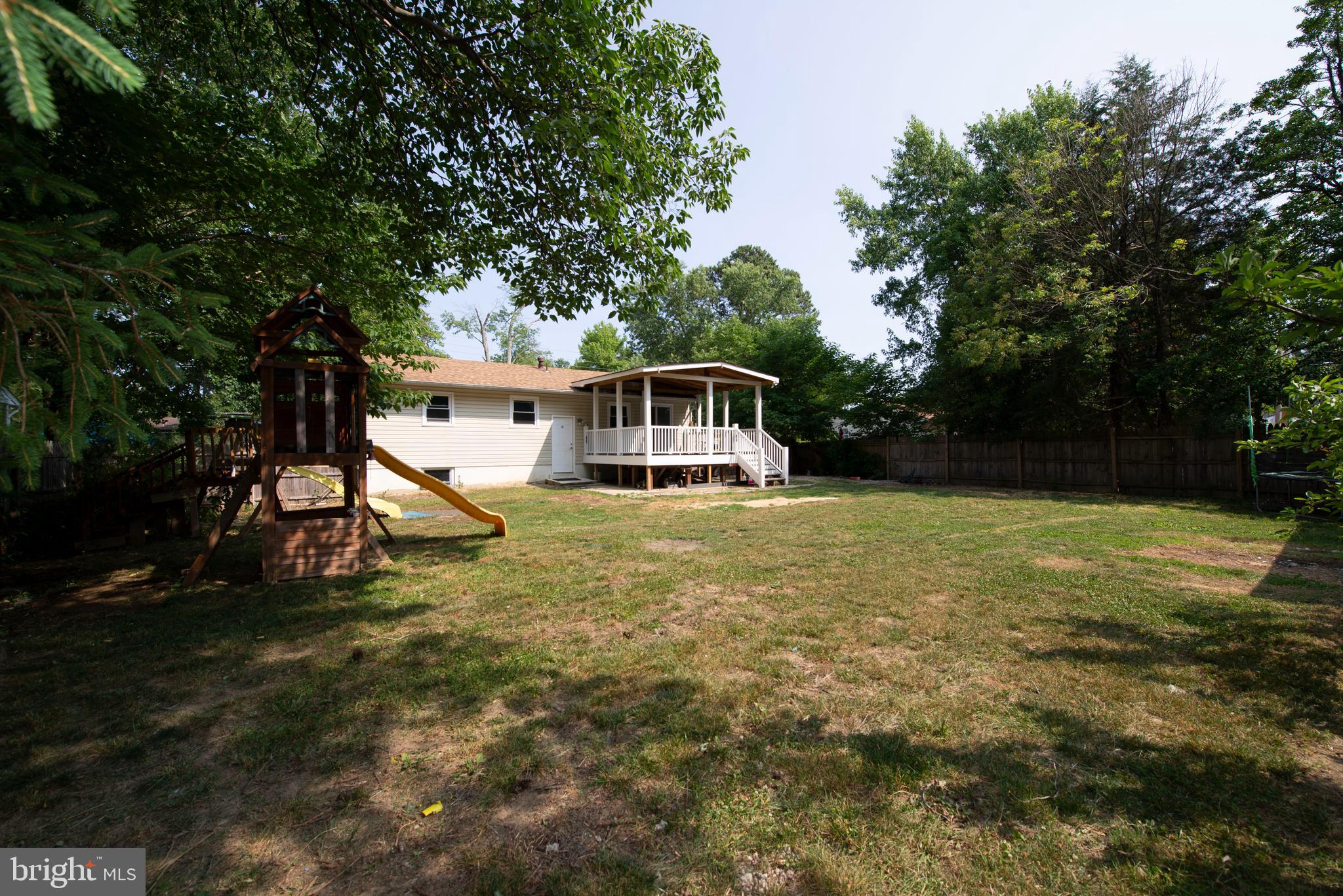 10807 Old Fort Road Fort Washington, MD 20744 - Photo 23 of 25 Fully fenced yard