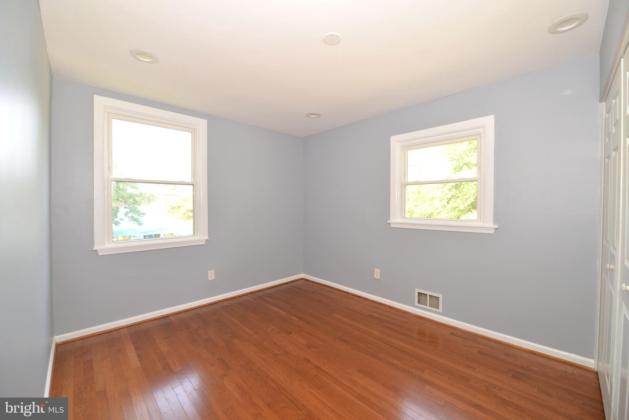 10807 Old Fort Road Fort Washington, MD 20744 - Photo 9 of 25 Third bedroom