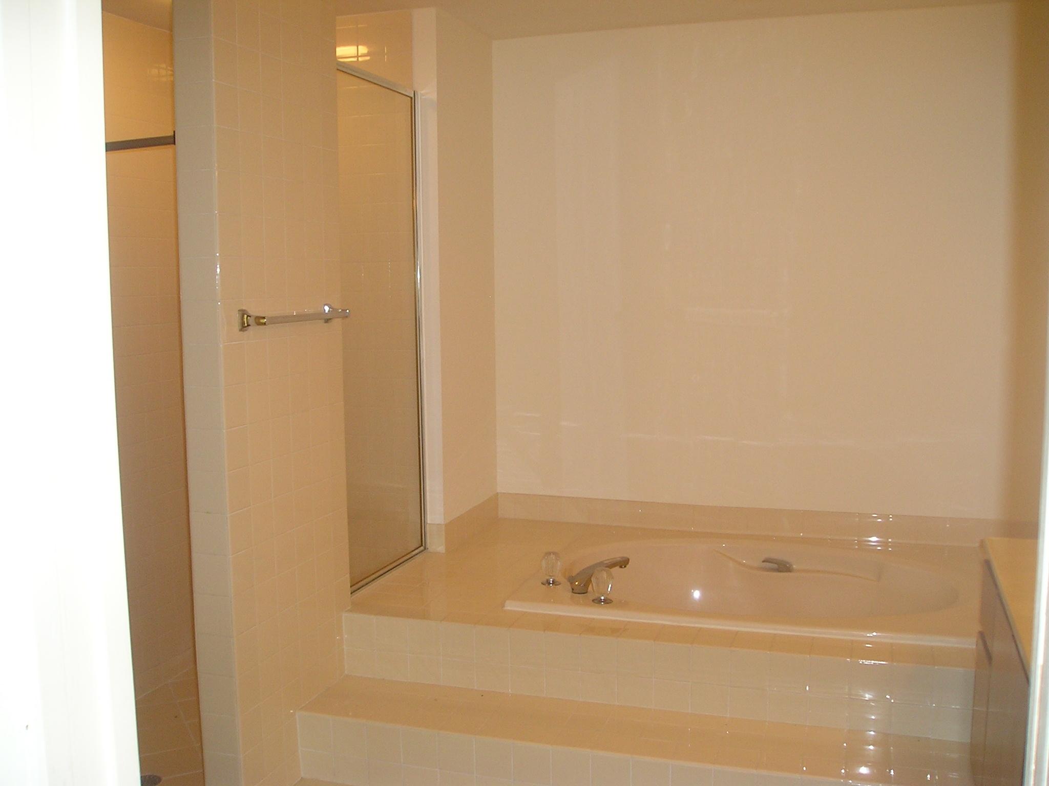 334 Ridge Road Jupiter, FL 33477 - Photo 15 of 19 Master Bath (3)