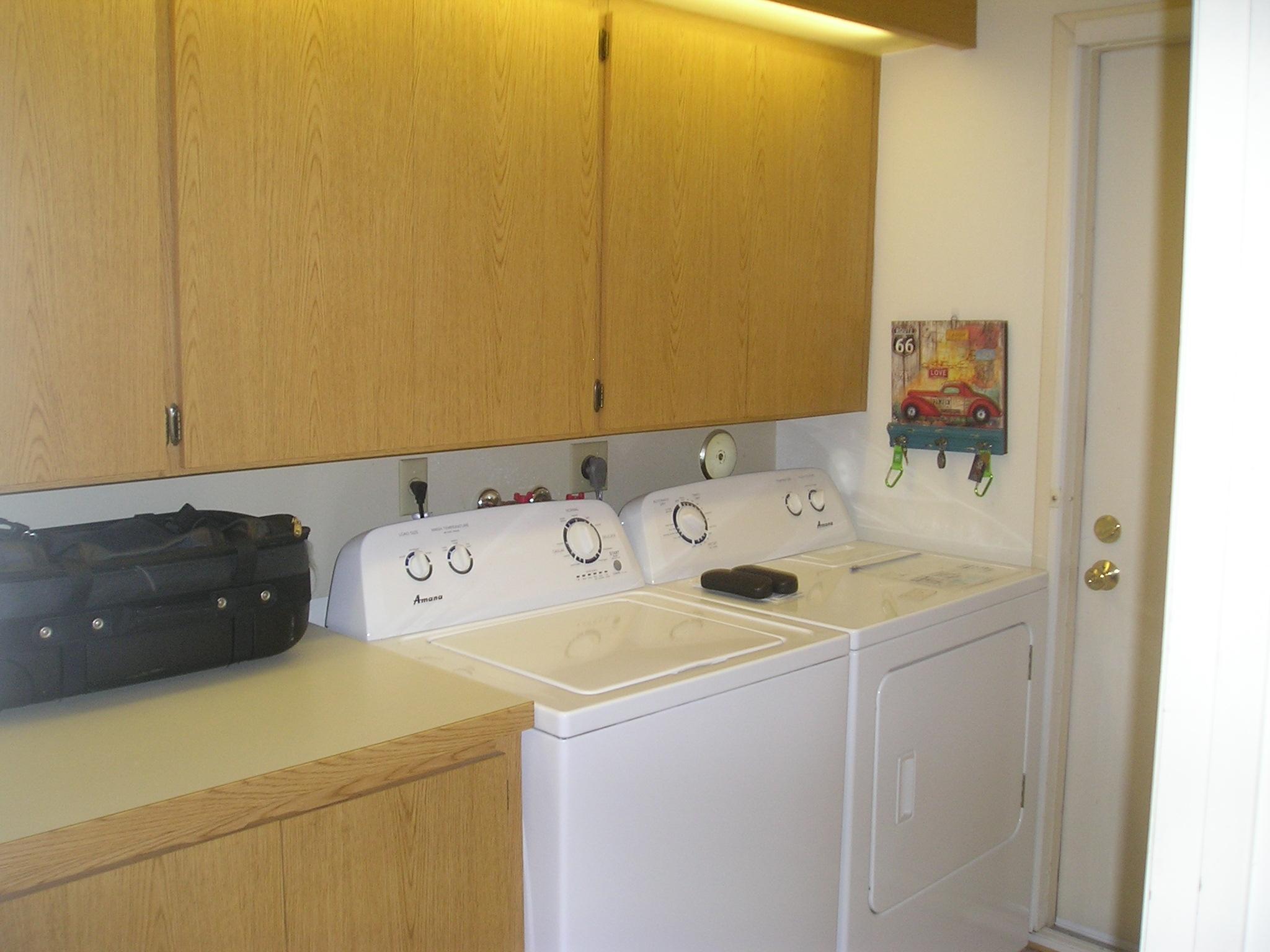 334 Ridge Road Jupiter, FL 33477 - Photo 16 of 19 Laundry Room