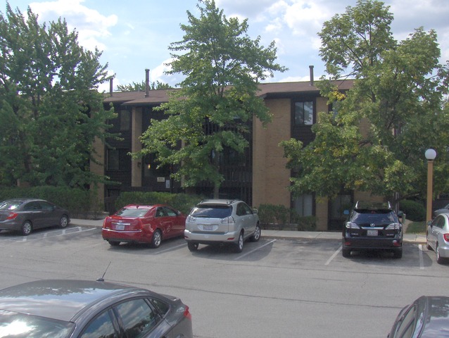 6143 Knoll Wood Road, Unit 106 Willowbrook, IL 60527 - Photo 14 of 18