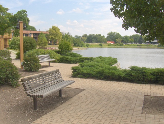 6143 Knoll Wood Road, Unit 106 Willowbrook, IL 60527 - Photo 16 of 18