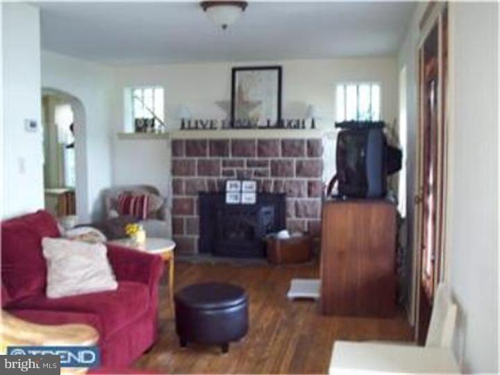 340 Old River Road Birdsboro, PA 19508 - Photo 4 of 20 Gallery Image 4