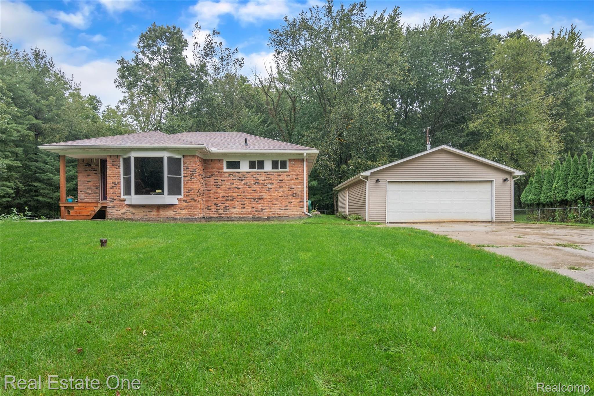 5630 North Fleming Road Fowlerville, MI 48836 - Photo 2 of 42 05-5630-N-Fleming-Rd-WindowStill-Real-Estate-Photography-5.jpg