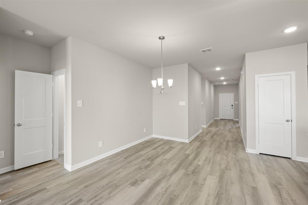 625 Godley Ranch Godley, TX 76044 - Photo 12 of 38 625 Godley Ranch- Dining-1