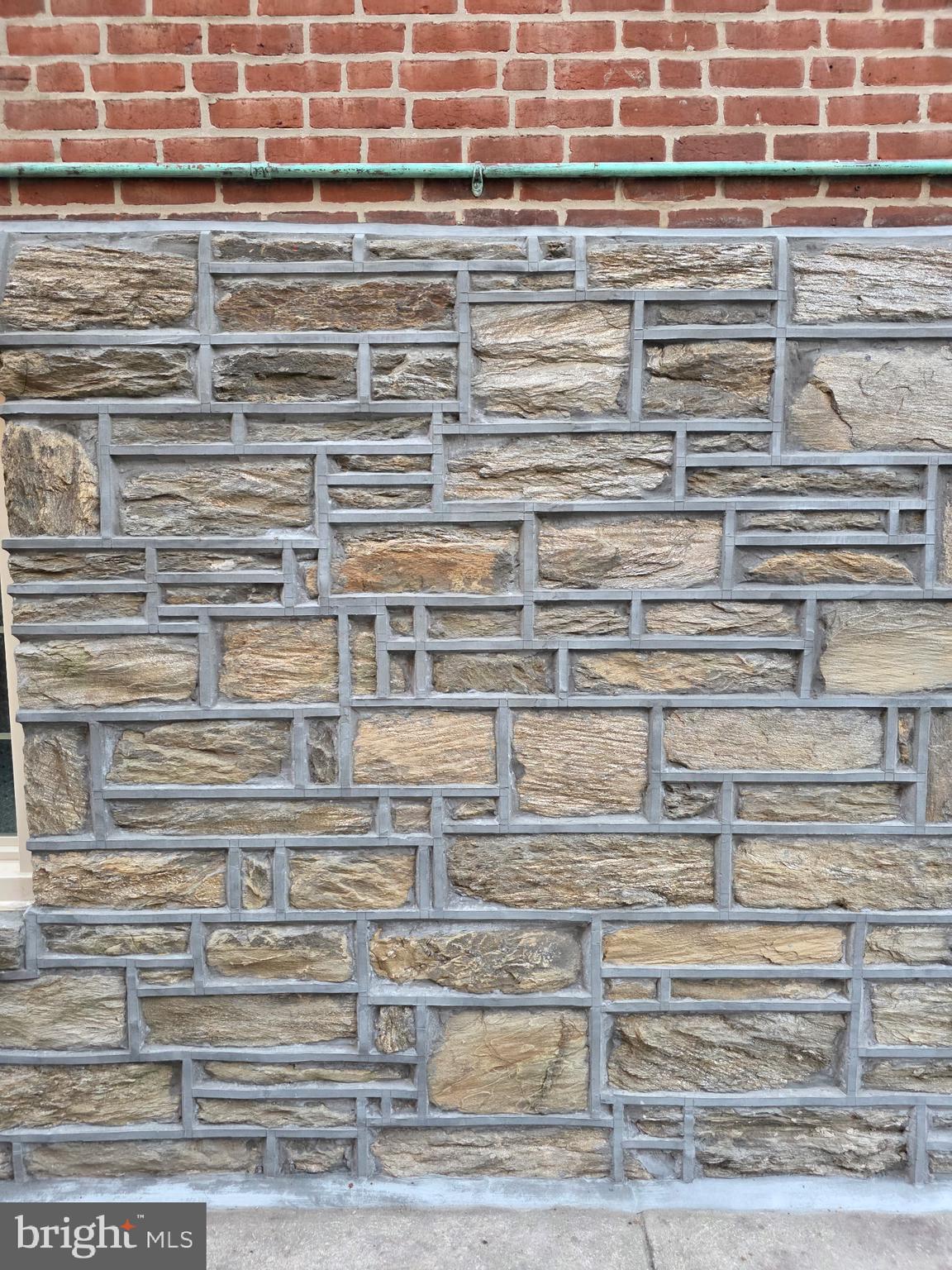 7522 North 21st Street Philadelphia, PA 19138 - Photo 25 of 26 a close view of walk in closet