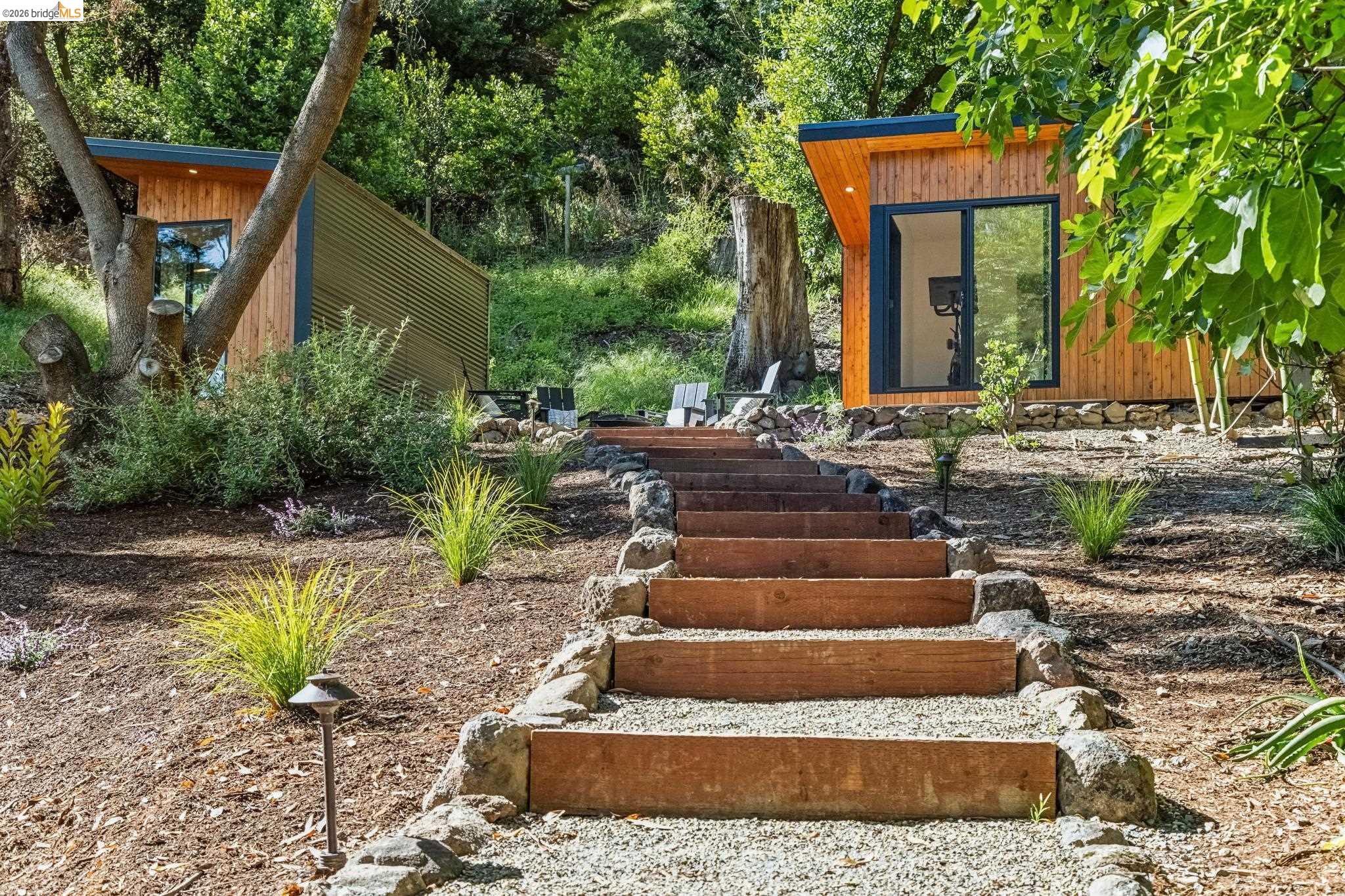 6742 Pinehaven Road Oakland, CA 94611 - Photo 33 of 50