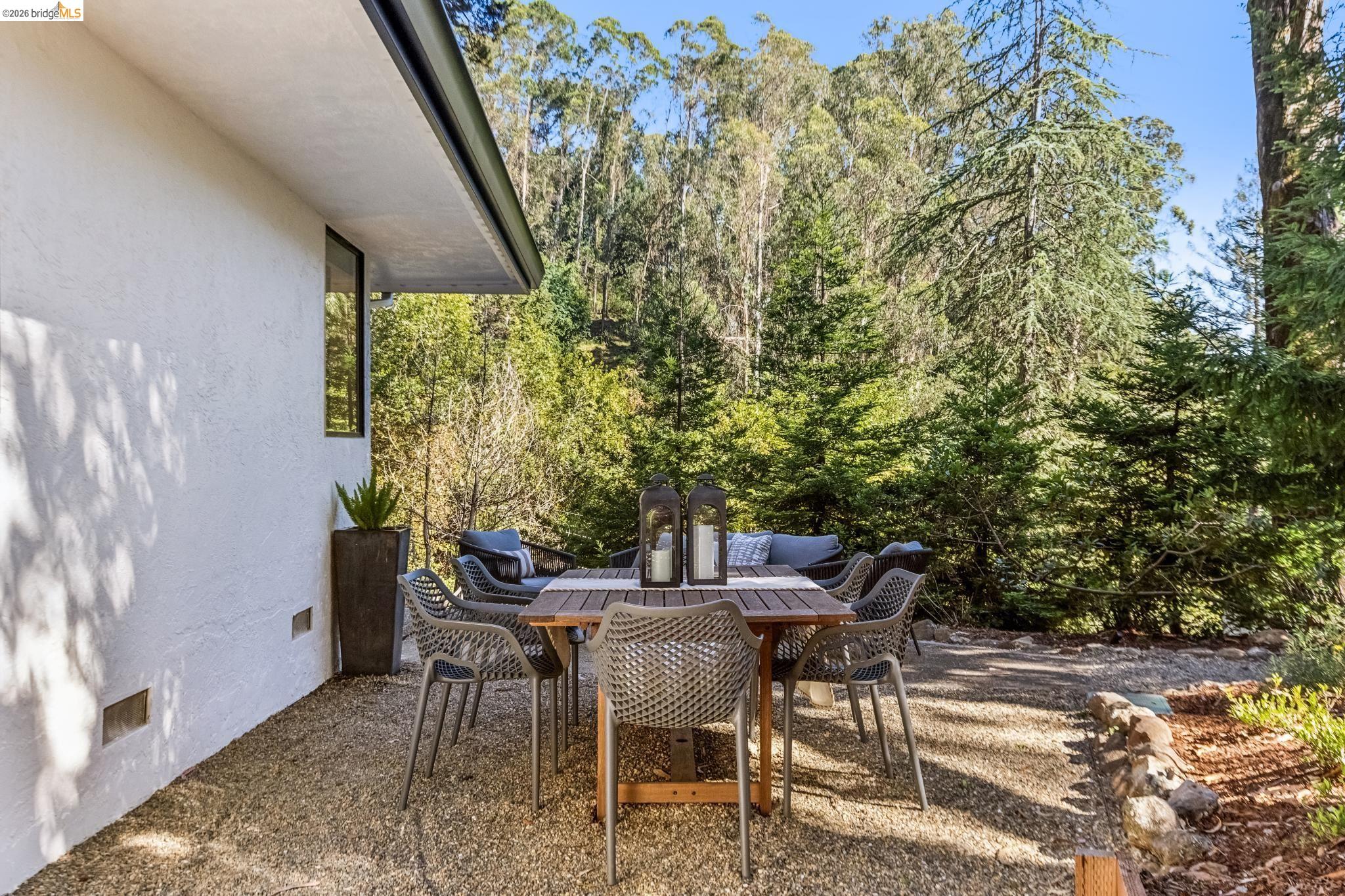 6742 Pinehaven Road Oakland, CA 94611 - Photo 43 of 50