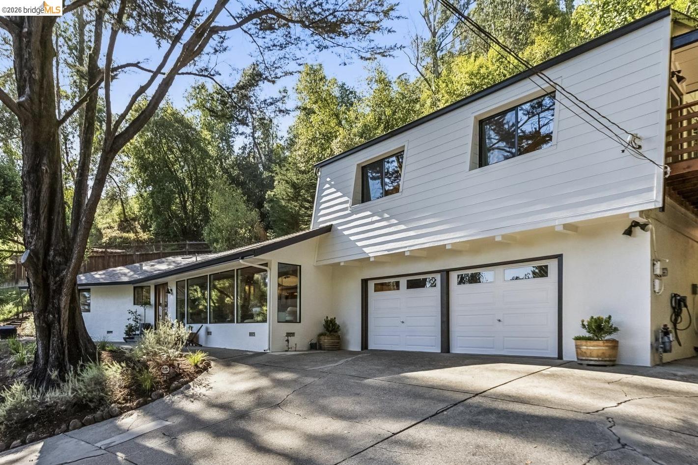 6742 Pinehaven Road Oakland, CA 94611 - Photo 46 of 50