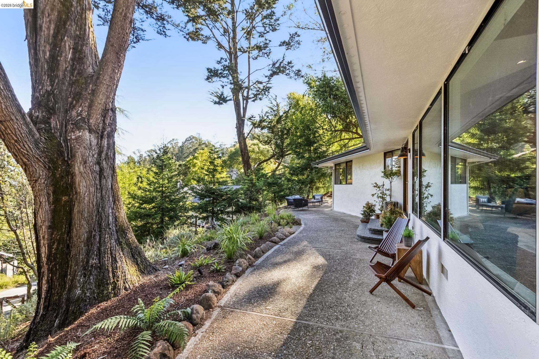 6742 Pinehaven Road Oakland, CA 94611 - Photo 48 of 50