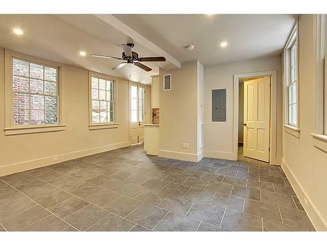 $1,350 | 713 St Ann Street, Unit 2A, New Orleans, LA 70116