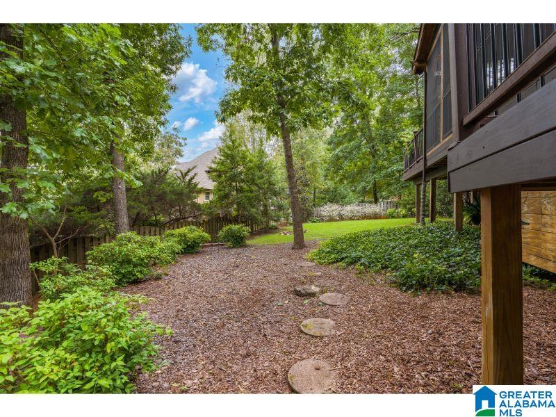 1412 Eden Ridge Circle Birmingham, AL 35244 - Photo 6 of 37