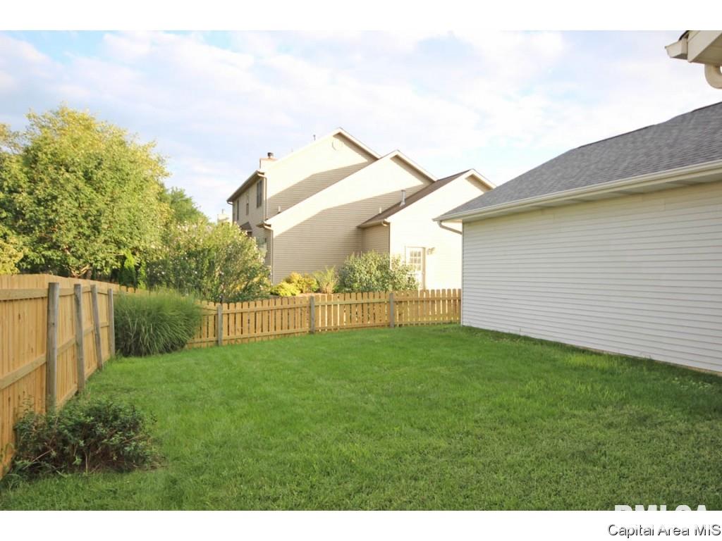 2000 Redlands Drive Springfield, IL 62711 - Photo 18 of 35 Gallery Image 18