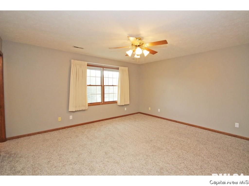 2000 Redlands Drive Springfield, IL 62711 - Photo 20 of 35 Gallery Image 20