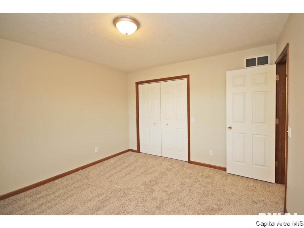 2000 Redlands Drive Springfield, IL 62711 - Photo 24 of 35 Gallery Image 24