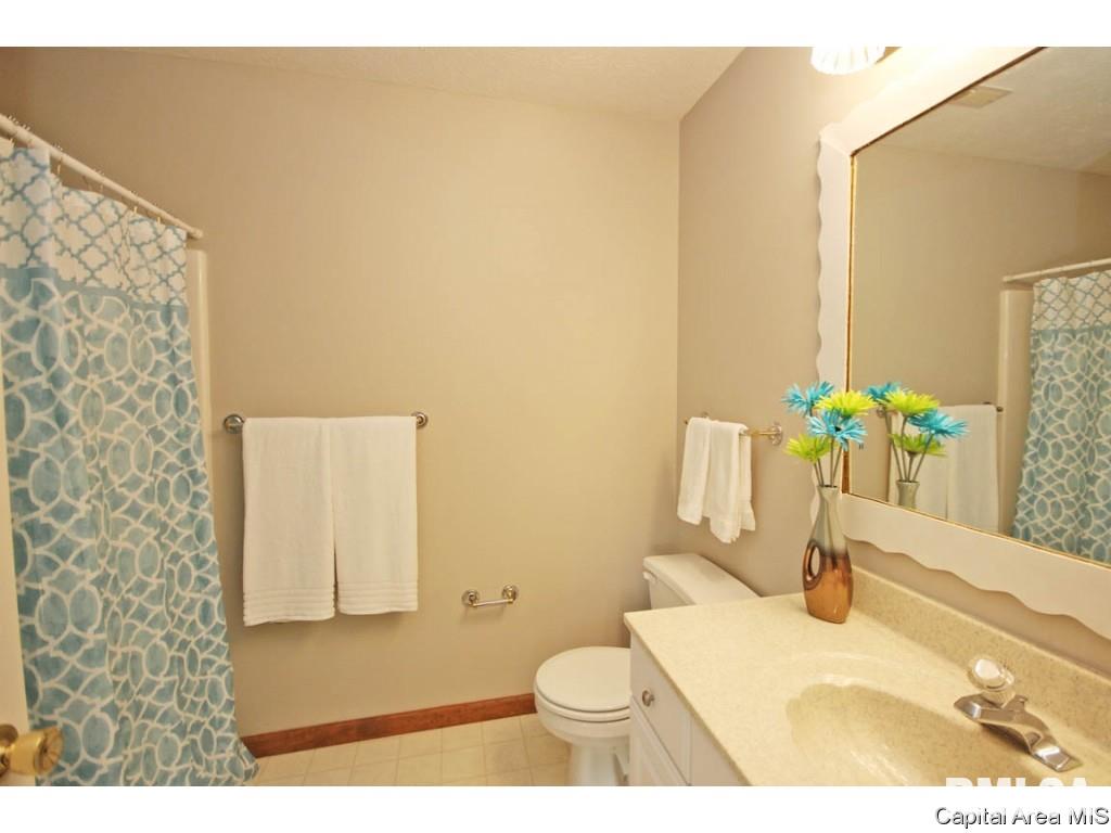 2000 Redlands Drive Springfield, IL 62711 - Photo 25 of 35 Gallery Image 25
