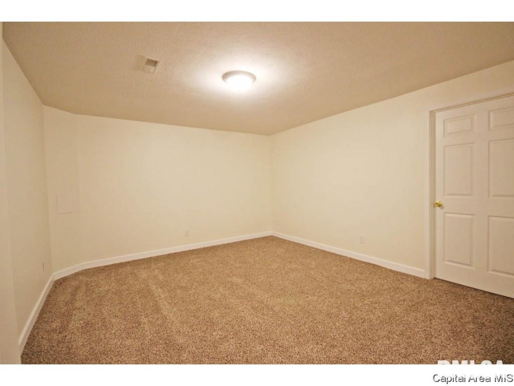 2000 Redlands Drive Springfield, IL 62711 - Photo 30 of 35 Gallery Image 30