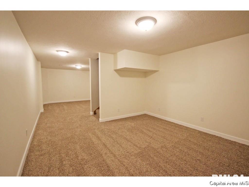 2000 Redlands Drive Springfield, IL 62711 - Photo 31 of 35 Gallery Image 31