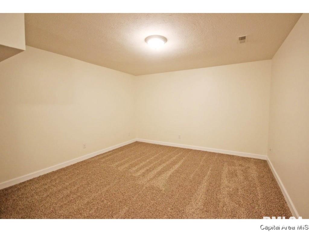 2000 Redlands Drive Springfield, IL 62711 - Photo 32 of 35 Gallery Image 32