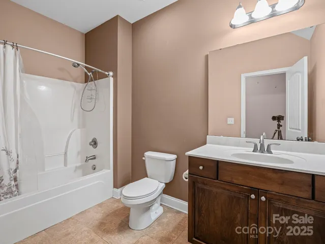 $760,000 | 217 Blossom Hill Road, Lincolnton, NC 28092