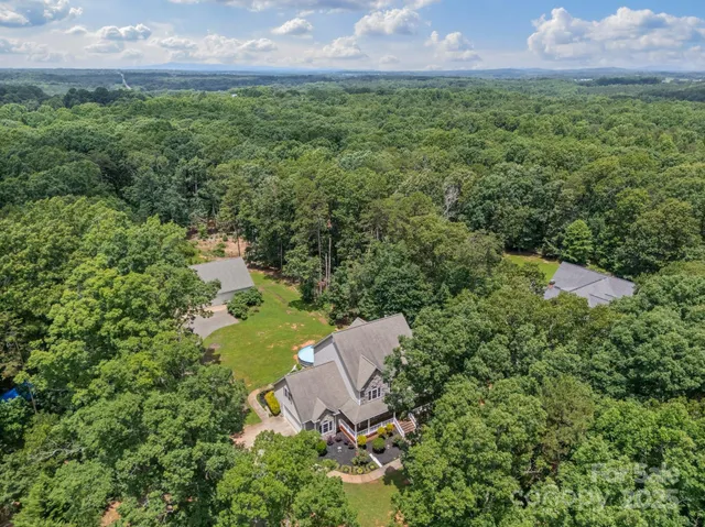$760,000 | 217 Blossom Hill Road, Lincolnton, NC 28092