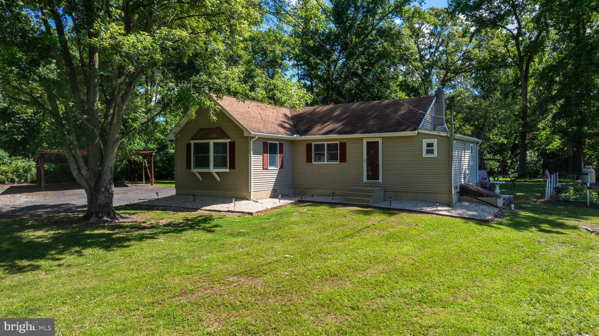 978 Blackbird Forest Road Clayton, DE 19938 - Photo 2 of 47
