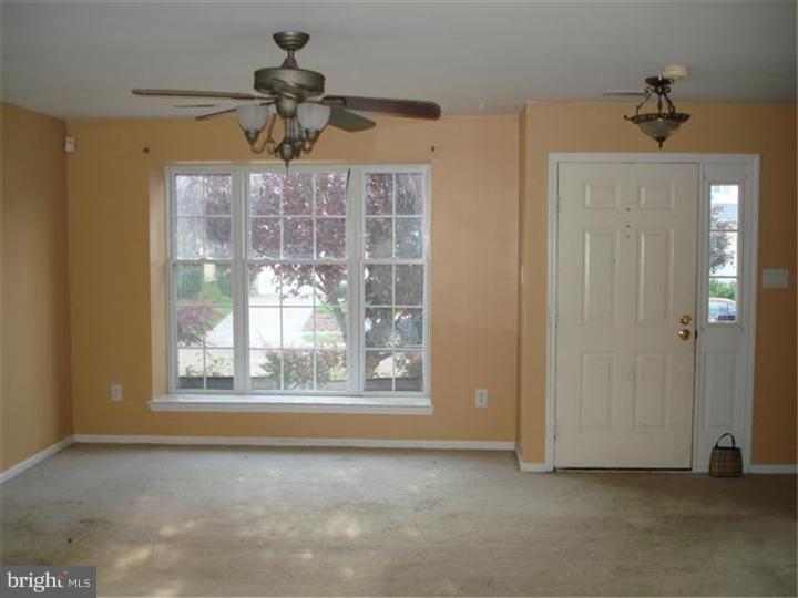 9 Wakefield Road Atco, NJ 08004 - Photo 2 of 19
