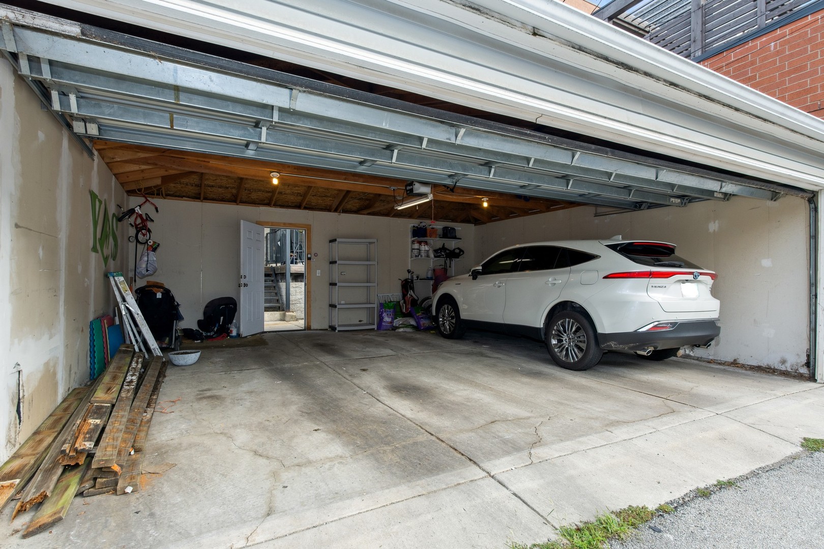 1053 West Cornelia Avenue, Unit 2 Chicago, IL 60657 - Photo 17 of 17